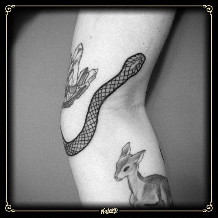 miguel trip No Land Tattoo Parlour blackwork dotwork serpiente snake