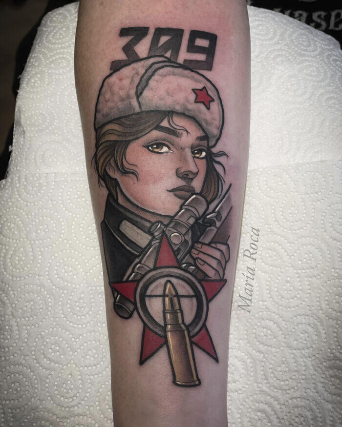 Maria Roca Tattoos María Roca - No Land Tattoo Parlour